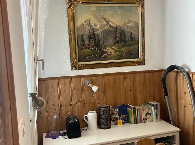 Watzmannblick & Hallenbad Lägenhet